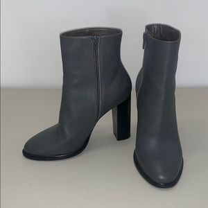 VINCE Booties